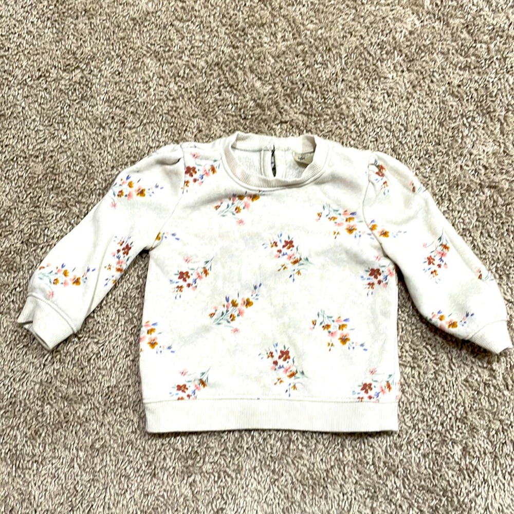 12 month crew neck - worn once!